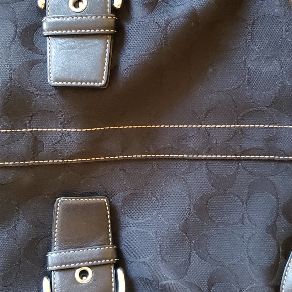 Coach handbag - Picture 1 of 3